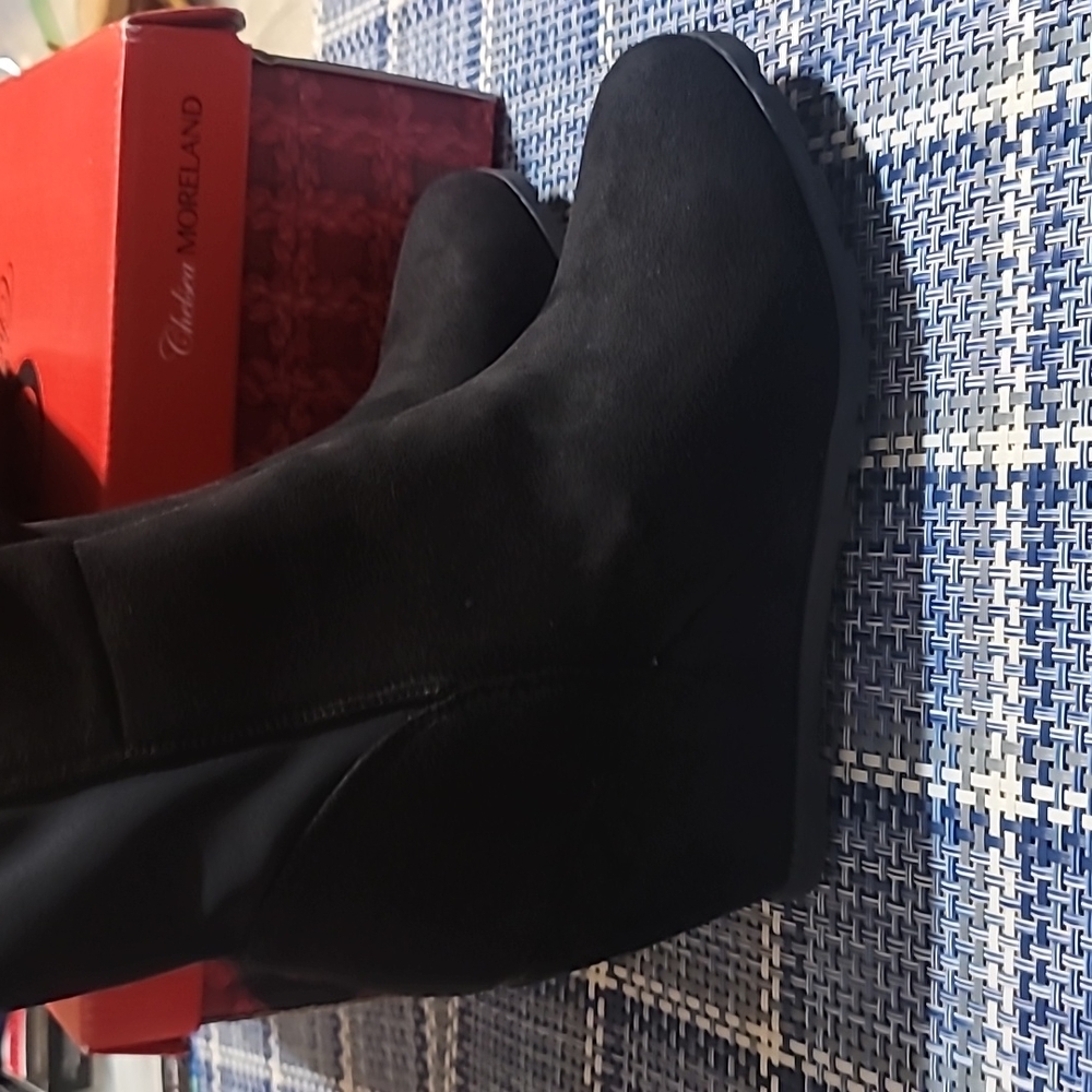 Tall boot 👢